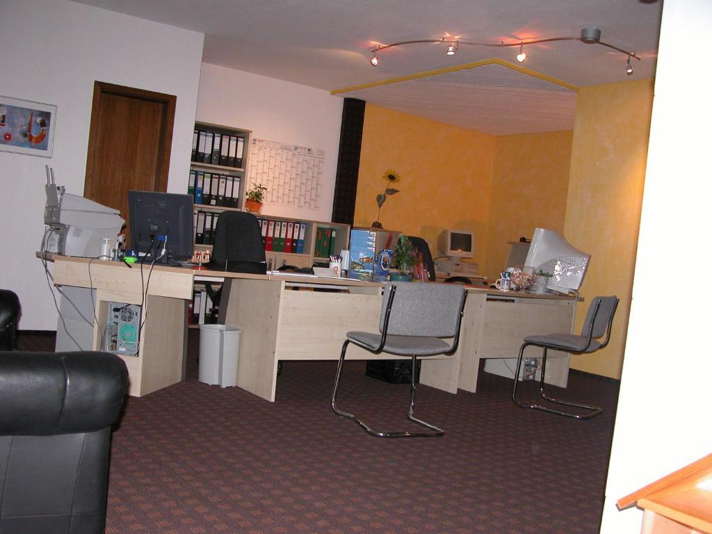 Aparthotel Kupferkanne ทอดท์โมส ภายนอก รูปภาพ